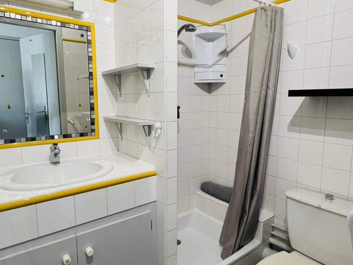 Appartement T1 Lumineux Avec Balcon Ensoleille Et Parking, 2 Couchages, Cambo-Les-Bains - Fr-1-495-16 Buitenkant foto